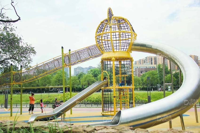 �Ǳ����ͻ���